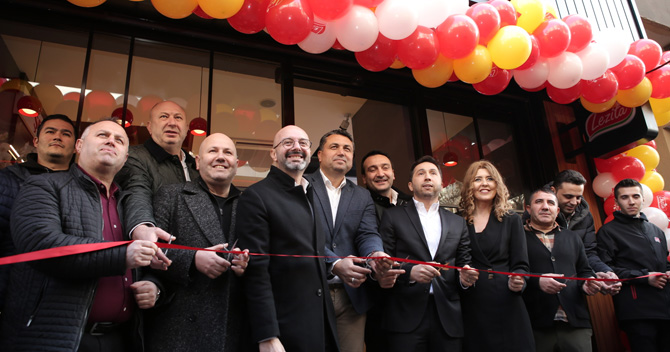 Lezita's first concept store in İzmir